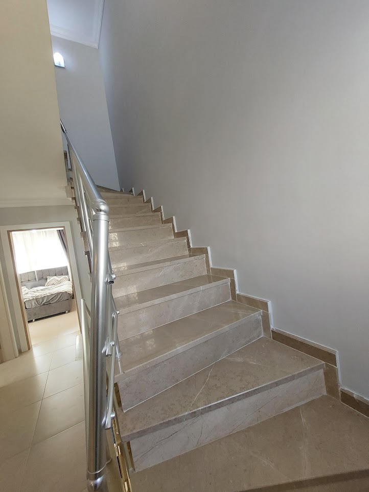 Kiralık 4+1 villa 
