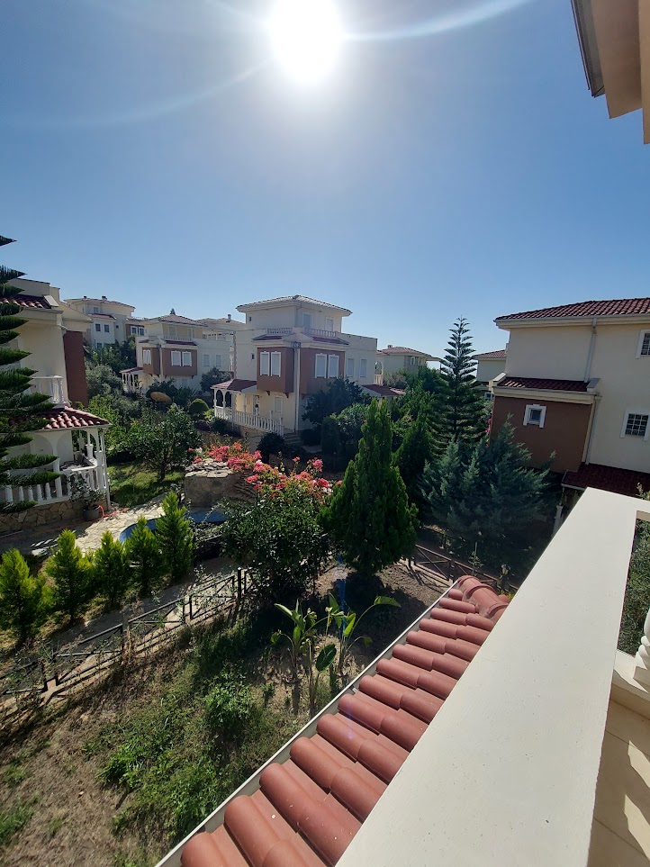 Kiralık 4+1 villa 